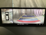 360度モニターは、4つのカメラによる前後左右・俯瞰映像でドライバーからは見えない領域の危険認知をサポート!全周囲の死角を減らし、狭い駐車場や幅寄せ、T字路の進入などの運転の安心感を高めますッ!