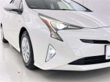 フォグランプ装着車です。暗い夜道の車両前方を明るく照らします