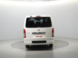 U-Carの販売だけでなく自動車保険、携帯電話の販売も行っております。