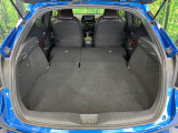 後席を格納すると、これだけの広さが!シーンに合わせたシートアレンジで、大きな荷物も積むことが出来ます♪