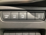 運転席脇のクラスタースイッチ部分にはパーキングセンサーOFF、その他走行系スイッチを集中配置しております。