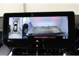 車両を上から見たような映像表示するパノラミックビューモニター付き!