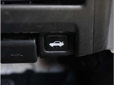 【プロのメカニック多数在籍】当社メカニックによる『プロの視点』でご納車前の整備を行います。お客様に安全且つ安心して気持ちよくお乗りいただけるように真心込めて整備いたします。