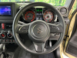 【純正革巻きステアリング】上質な革を使用することで、手にしっかり馴染みとても運転しやすいハンドルです♪