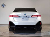 【認定中古車保証】BMW認定中古車は保証も充実しております。2年間もしくは、1年間の保証に加え、最大4年間までの保証延長も可能でございます(対象車種限定)!充実の保証で、安心してお車をご利用いただけます!