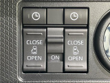 【両側パワースライドドア】スマートキーや運転席のスイッチで後席両側スライドドアの開閉が可能♪電動だから力を入れてドアを開ける必要が無く、小さなお子様でも簡単に開け閉めでき快適です♪