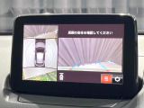 【360&deg;ビューモニター】専用のカメラにより、上から見下ろしたような視点で360度クルマの周囲を確認することができます☆死角部分も確認しやすく、狭い場所での切り返しや駐車もスムーズに行えます。