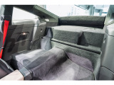 希少な2シーター仕様のお車でございます。