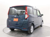 リヤ5面はプライバシーガラス☆強い日差しや車外の視線から室内を守ってくれます。
