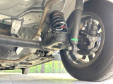 お車を安心してお乗りいただく為には、足回りの定期点検が欠かせません。サービスサポート(有償保証)では無料点検もご提供しており、安心のカーライフをお過ごしいただけるサポート体制が整っています。
