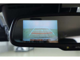 バックカメラが付いているので後方確認が非常にしやすいです。今や運転初心者も熟練者も必須装備!ついていて損はないですね♪