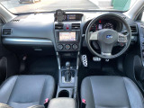 フォレスター 2.0 XT アイサイト 4WD 4WD 本革シート