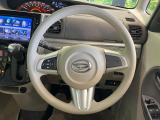 【ステアリングスイッチ】運転中、前方から目線をそらすことなく、オーディオ等の操作が可能な便利機能!安心&快適なドライブを演出してくれます♪