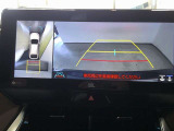 バックモニター付き。 車両後方の映像が画面に表示されるので、車庫入れが苦手な人も安心です。ただし、目視確認もお忘れなくお願いいたします。