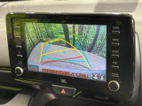 【バックカメラ】駐車時に後方がリアルタイム映像で確認できます。大型商業施設や立体駐車場での駐車時や、夜間のバック時に大活躍!運転スキルに関わらず、今や必須となった装備のひとつです!