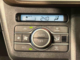 車内空調は&rdquo;AUTOエアコン&rdquo;にお任せ。運転に集中出来ますよ!