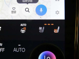 ハンドルヒーター・運転席/助手席シートヒーター付きです。寒い日も快適なドライブが楽しめます♪