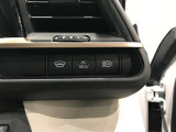 各種安全装置スイッチ。