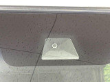 【ホンダセンシング】走行中に前方の車両等を認識し、衝突しそうな時は警報とブレーキで衝突回避と被害軽減をアシスト。より安全にドライブをお楽しみいただけます。