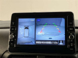 パノラミックビューモニター(全周囲モニター)です☆おクルマを空から見たように表示します。