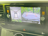 【アラウンドビューモニター】専用のカメラにより、上から見下ろしたような視点で360度クルマの周囲を確認することができます☆死角部分も確認しやすく、狭い場所での切り返しや駐車もスムーズに行えます。