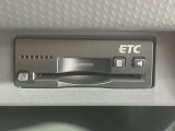 【ETC】高速道路の料金所をストレスなく通過!話題のスポットやサービスエリアに多い「スマートIC」利用時は必須のアイテムです。当店でセットアップを実施、ご納車当日からすぐにご利用いただけます!