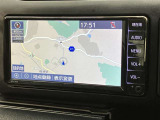 純正ナビを装備。タッチパネル式で使いやすく、お出かけもラクラクです。