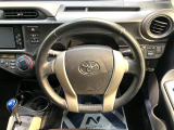 【純正革巻きステアリング】上質な革を使用することで、手にしっかり馴染みとても運転しやすいハンドルです♪