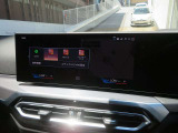 ◆iDriveを装備。操作系統をディスプレイから独立させることで、人間工学に基づいた最適な運転環境を実現しております。◆