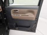 中古車は一物一価、同じようなお車でも、整備状況、外内装の状態など様々です。