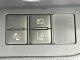 【トヨタセーフティセンス】走行中に前方の車両等を認識し、衝突しそうな時は警報とブレーキで衝突回避と被害軽減をアシスト。より安全にドライブをお楽しみいただけます。