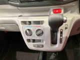 納車前にはプロのメカニックが、各部の点検を行います。ディーラーにしか出来ない品質、そしてサービスできっと満足していただけると思います!