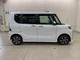 軽自動車、小型車を中心に常時300台展示車を御用意させて頂いております