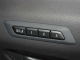 運転席のパワーシートは3名様分までメモリー機能付きです。