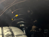 お車を安心してお乗りいただく為には、足回りの定期点検が欠かせません。サービスサポート(有償保証)では無料点検もご提供しており、安心のカーライフをお過ごしいただけるサポート体制が整っています。