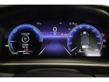 マルチインフォメーションディスプレイ付きのメーターです!エコ運転へ導く多彩な情報を表示してくれます。
