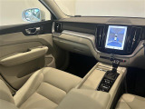 XC60 D4 AWD モメンタム ディーゼル 4WD 本革シート