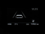 運転席のメータパネル類は常に視界に入る場所ですので、大事なチェックポイントです。ぜひ実際にご乗車ください。