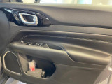 弊社は千葉県内で4店舗Jeep正規ディーラーを運営しており、店舗間の車両移動などで現車が無い場合がございますのでお手数ですがご来店される前には予めお問合せ下さいませ。