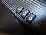 【運転席シートポジションメモリー】運転する方に合わせてシートポジションを設定できるので、すぐに自分のシートポジションへ変更可能です♪