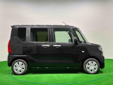 ドアは約90度に開くので荷物も積み込みやすく、乗り降りもしやすい♪ ロングドライブも快適に過ごせる工夫がいっぱいです♪♪