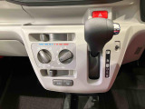 納車前にはプロのメカニックが、各部の点検を行います。ディーラーにしか出来ない品質、そしてサービスできっと満足していただけると思います!