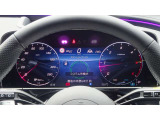 高いレベルの知性を備えたメルセデスの「インテリジェントドライブ」は、ドライバーの疲労を軽減し、安全かつ快適なドライブの一助となります。
