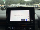 スマートフォンをつなぐことで普段使っている音楽アプリ、地図アプリを使用できます