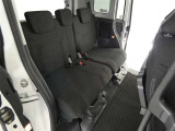 ゆとりある広々とした車内空間は、ドライブを始め買い物やレジャーなど、幅広く活躍します。一人でもみんなとでもお出かけを楽しみましょう!