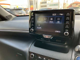 ディスプレイオーディオを装備。スマホとクルマをつなぐことで、これまでのナビに加えて、いろんなサービスが楽しめます。