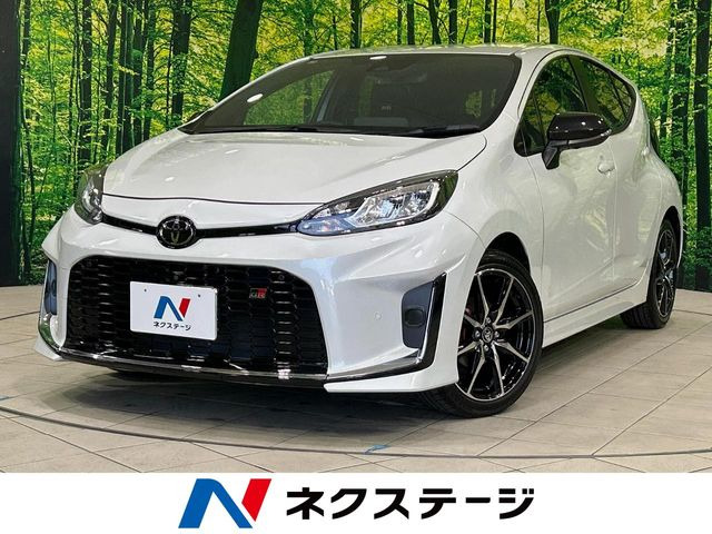アクア GRスポーツ
