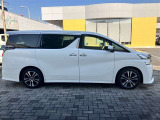 販売するすべての中古車に【ロングラン保証】が付帯します。走行距離無制限・期間は1年間です。保証修理は全国5000箇所のトヨタテクノショップにてお受けいただけます。