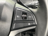 【アダプティブクルーズコントロール】高速道路での長距離走行が楽に!!自動で速度を保つクルーズコントロールが、衝突軽減システムと連携し、前方の車両を感知して車間を保つように速度調節してくれます!!