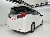 走りにこだわりながら収納力も持ち合わせたお車です。荷物を載せて軽快なドライブを楽しめますよ♪